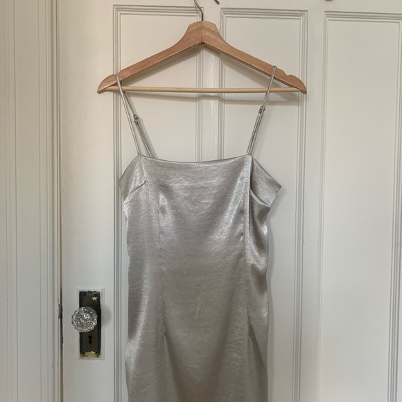OLIVACEOUS SATIN SILVER GORGEOUS MINI DRESS - Picture 3 of 6